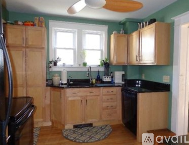 74 Van Schoick Avenue 3 Beds Single Family Home for Rent - Photo gallery 3