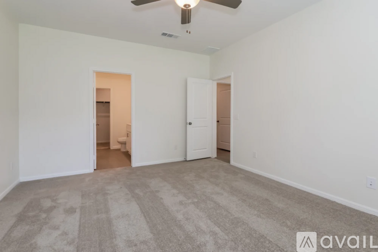 32706 Stargazer Cove Ct 5 Beds Single Family Home for Rent - Photo gallery 3