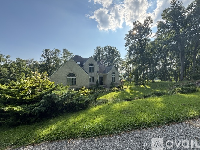 7 William Court 5 Beds Single Family Home for Rent - Photo gallery 3