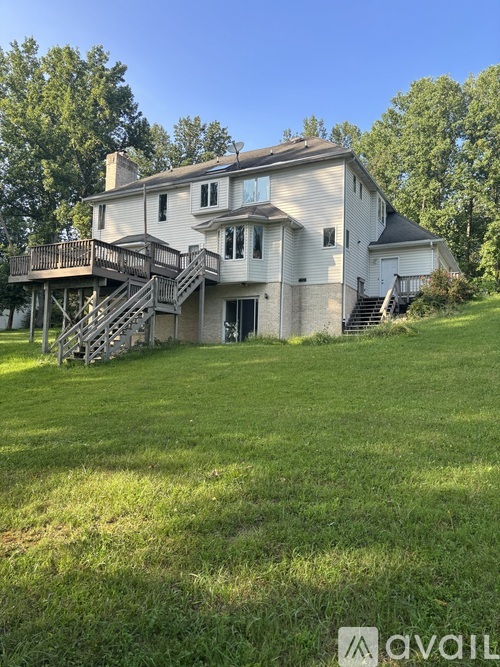 7 William Court 5 Beds Single Family Home for Rent - Photo gallery 5