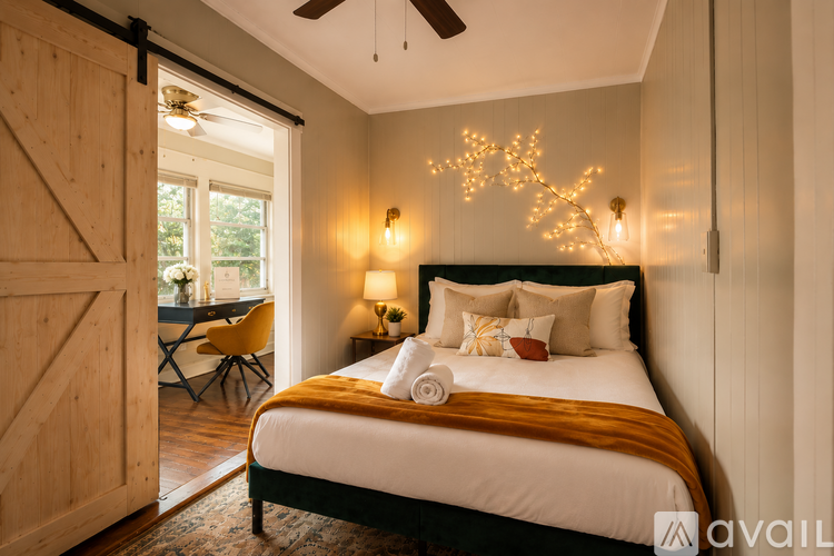 1013 5th St N 3 Beds Apartment for Rent - Photo gallery 1