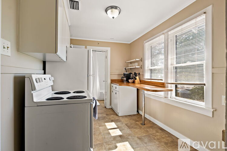 1013 5th St N 3 Beds Apartment for Rent - Photo gallery 5