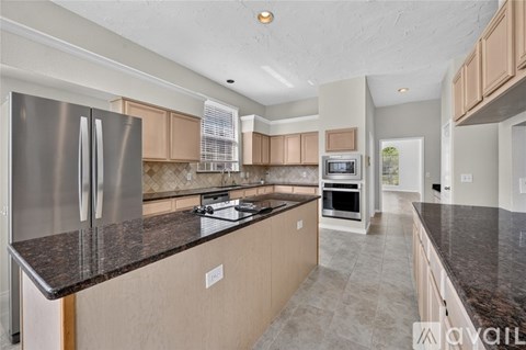 423 Halifax Dr 3 Beds Apartment for Rent