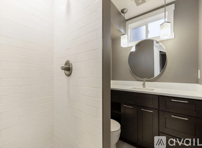 1741 East 105th Place 2 Beds Apartment for Rent - Photo gallery 5