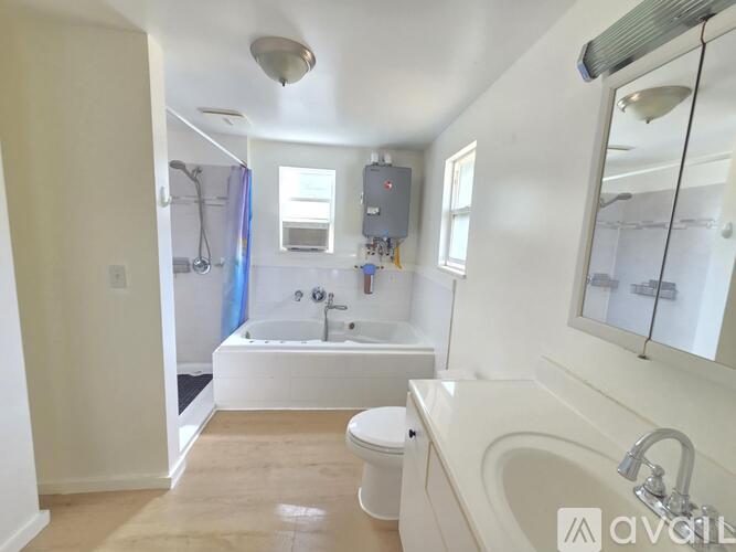 5893 Northwest Dr 1 Apartment for Rent - Photo gallery 3