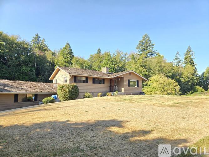 5893 Northwest Drive 4 Beds Single Family Home for Rent - Photo gallery 2