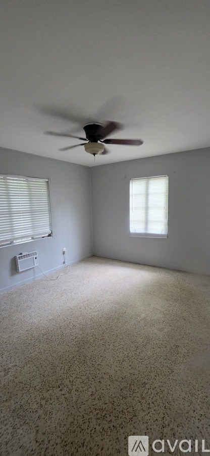 1244 18Th St 2 Beds Apartment for Rent