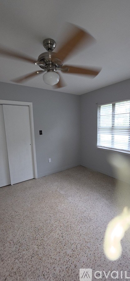 1244 18Th St 2 Beds Apartment for Rent