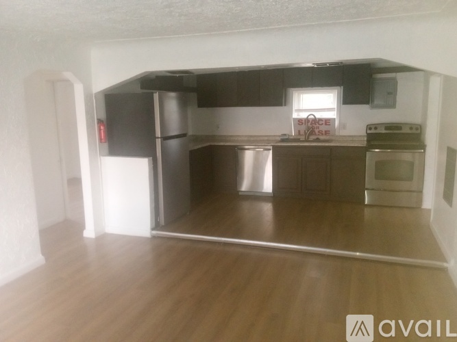 97 North Hulbert Street 2 Beds Single Family Home for Rent - Photo gallery 4