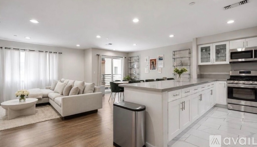 14321 Irma Wy 2 Beds Townhouse for Rent - Photo gallery 5