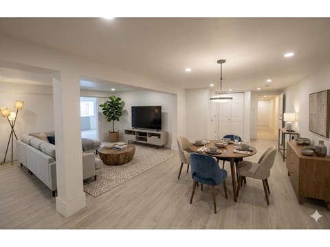 9L 9452 FLETCHER STREET, Chilliwack Proper East 2 Beds Apartment for Rent