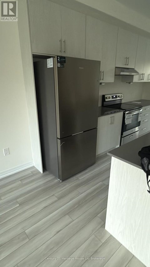 462 JACK WILFORD WAY 3 Beds Apartment for Rent