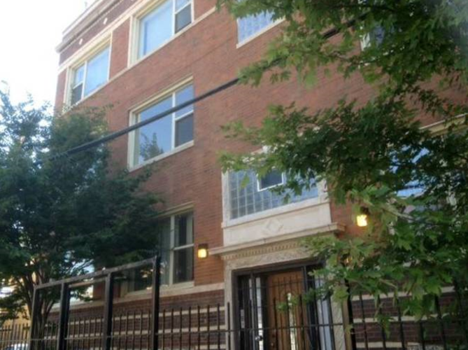 749 S Spaulding Ave Unit 1 S 2 Beds Apartment for Rent - Photo gallery 1