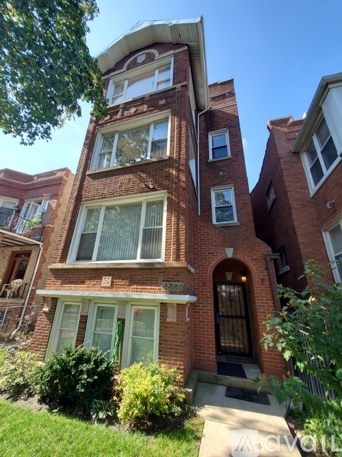 4844 N Spaulding Ave 3 Beds Apartment for Rent - Photo gallery 3