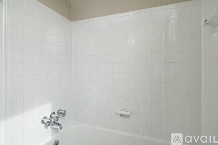 801 Eaton Road 2 Beds Apartment for Rent - Photo gallery 1