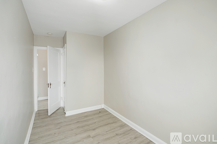 801 Eaton Road 2 Beds Apartment for Rent - Photo gallery 3