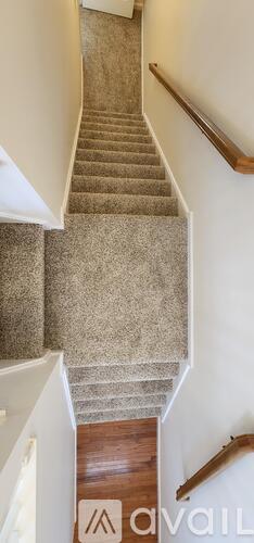 South Creekbend Drive 3 Beds Townhouse for Rent - Photo gallery 2
