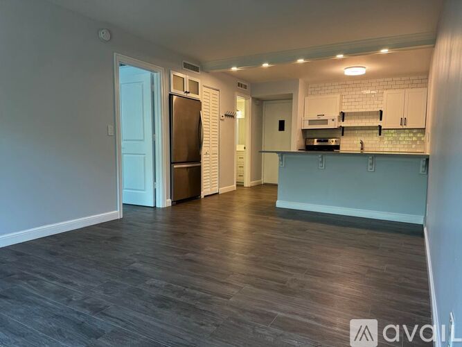 1815 Robalo Drive, Unit C104 1 Condo for Rent - Photo gallery 2