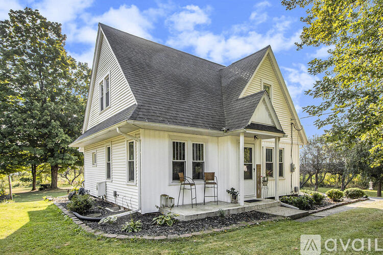 3512 Douglas Ave 3 Beds Single Family Home for Rent - Photo gallery 2