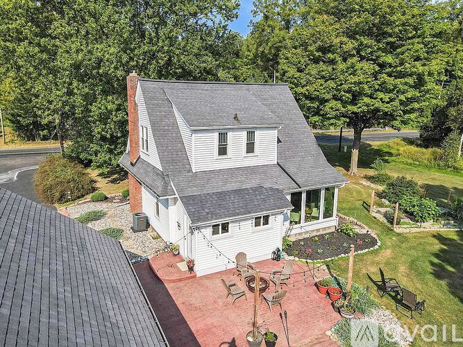 3512 Douglas Ave 3 Beds Single Family Home for Rent - Photo gallery 3
