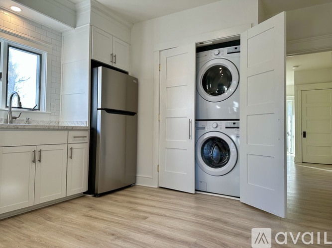 92 Court Street 1 Apartment for Rent - Photo gallery 3