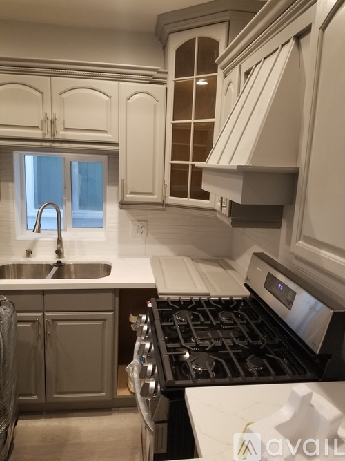 42 62nd Pl 1 Apartment for Rent - Photo gallery 4
