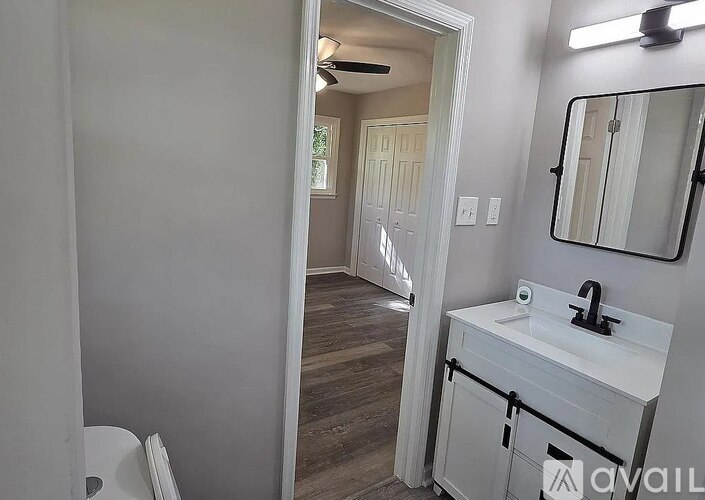 4064 Canby Lane 3 Beds Single Family Home for Rent - Photo gallery 4