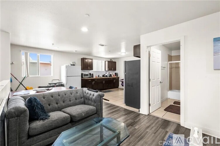 842 West 78th Street 1 Single Family Home for Rent - Photo gallery 2