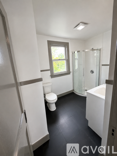704 Lewis Street 3 Beds Single Family Home for Rent - Photo gallery 4
