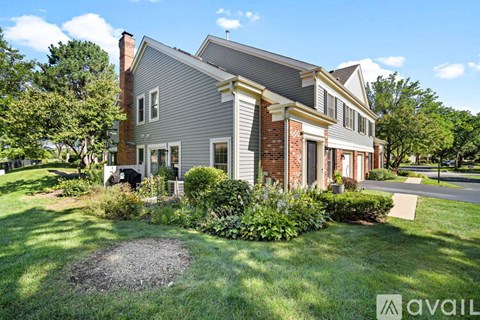 2462 East Towne Boulevard 2 Beds Apartment for Rent