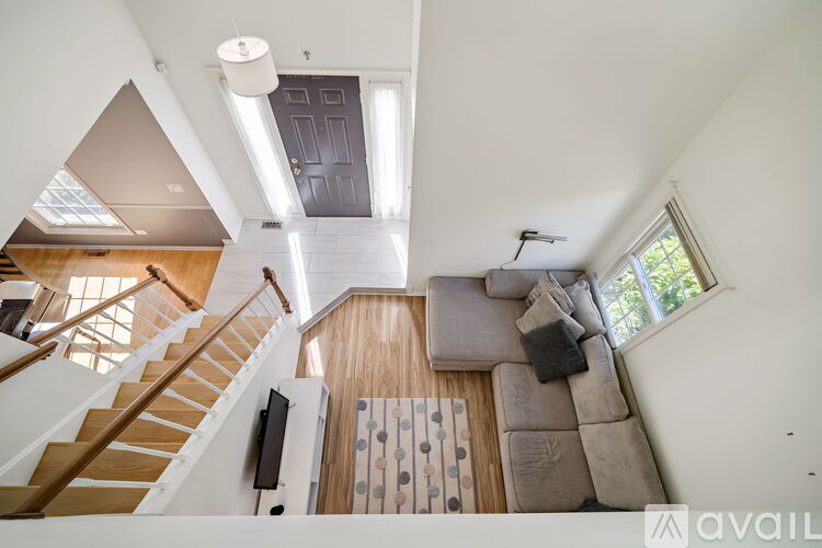 2462 East Towne Boulevard 2 Beds Townhouse for Rent - Photo gallery 3