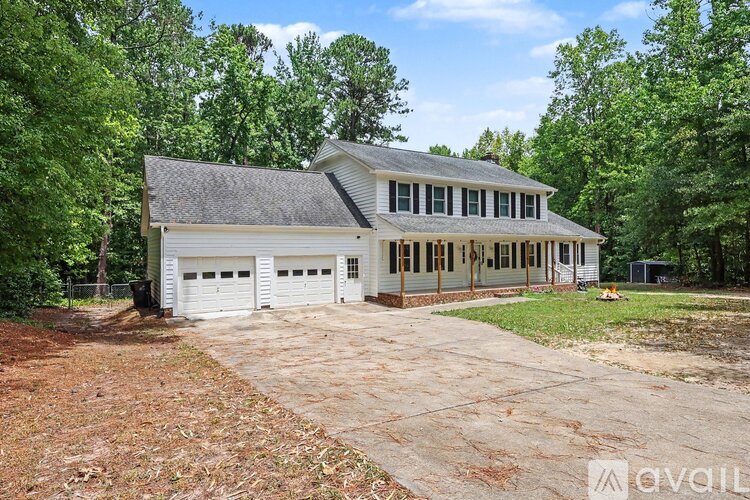 121 Winchester Drive 5 Beds Single Family Home for Rent - Photo gallery 2