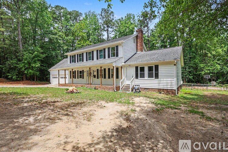 121 Winchester Drive 5 Beds Single Family Home for Rent - Photo gallery 3