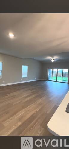 6002 Broadacre Dr 4 Beds Single Family Home for Rent - Photo gallery 4