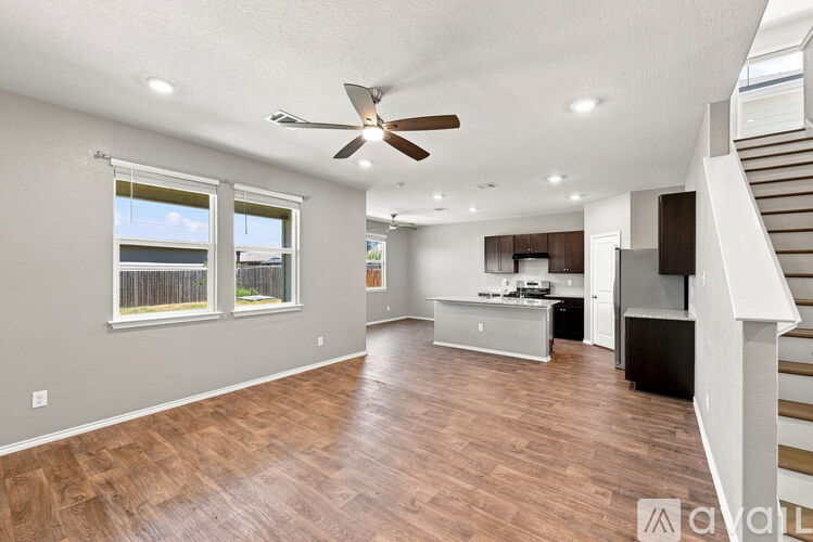 8111 Autares Sq 3 Beds Single Family Home for Rent - Photo gallery 3