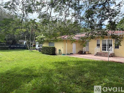 805 Paradiso Ave 3 Beds Apartment for Rent