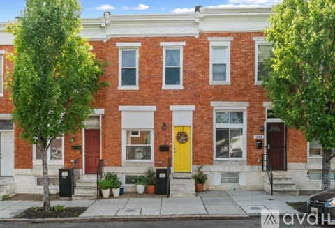 210 North Ellwood Avenue 2 Beds Apartment for Rent