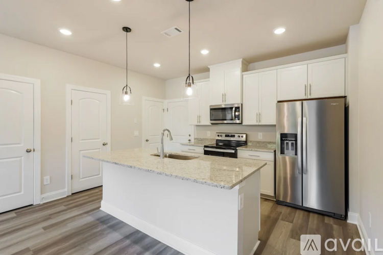 178 Maybrook Dr 3 Beds Single Family Home for Rent - Photo gallery 3