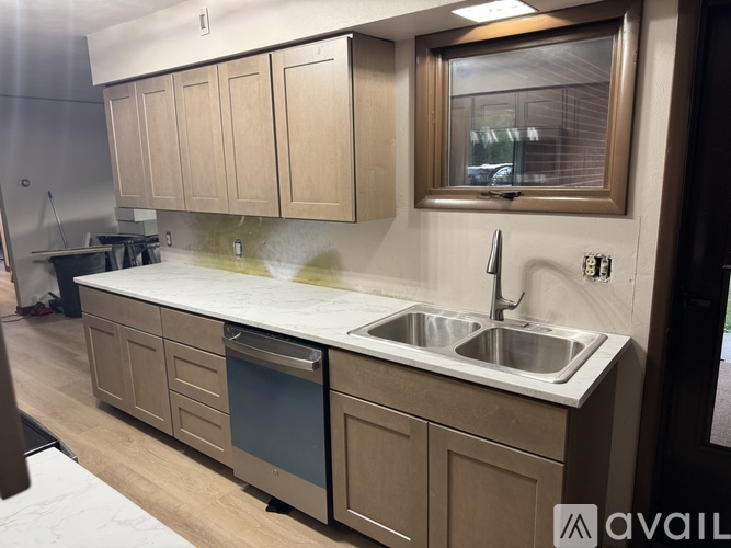 2100 42nd St N 4 Beds Single Family Home for Rent - Photo gallery 1