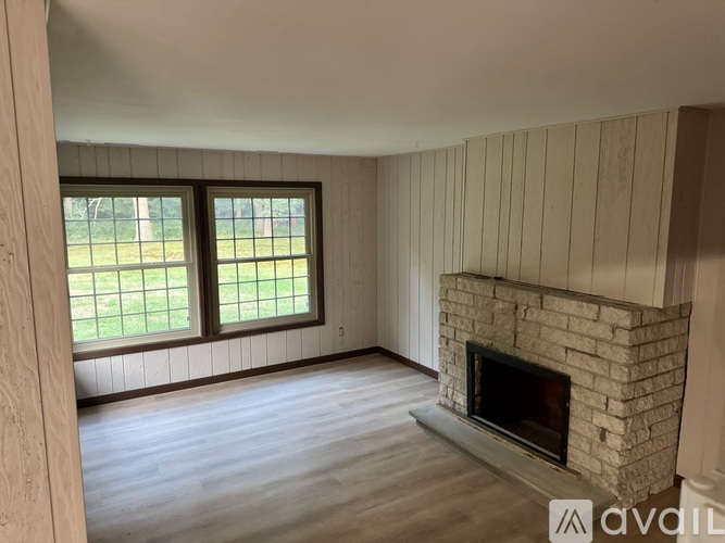 2100 42nd St N 4 Beds Single Family Home for Rent - Photo gallery 5