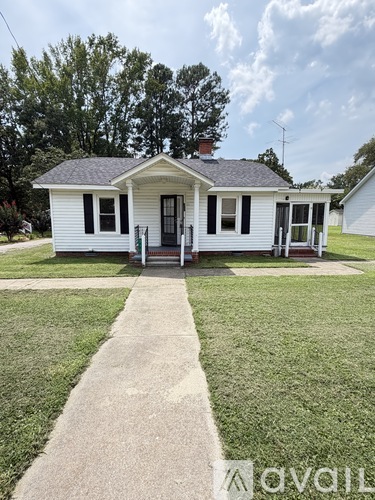 311 E 2nd St 3 Beds Single Family Home for Rent - Photo gallery 1