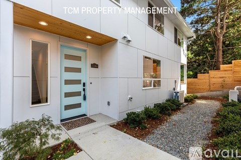 2336 23Rd Ave S 3 Beds Apartment for Rent