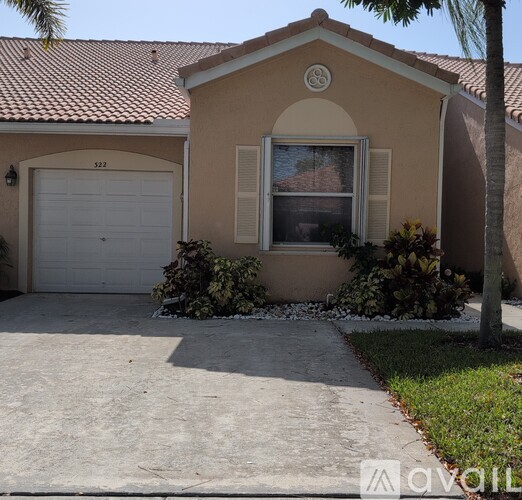 322 Coral Trace Ln 2 Beds Townhouse for Rent - Photo gallery 1