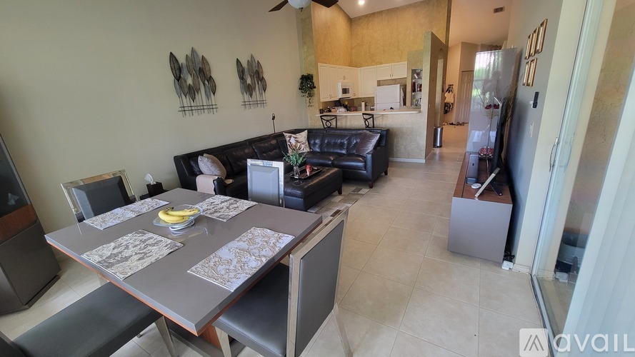 322 Coral Trace Ln 2 Beds Townhouse for Rent - Photo gallery 4