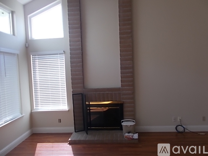 36275 Easterday Way 4 Beds Single Family Home for Rent - Photo gallery 4