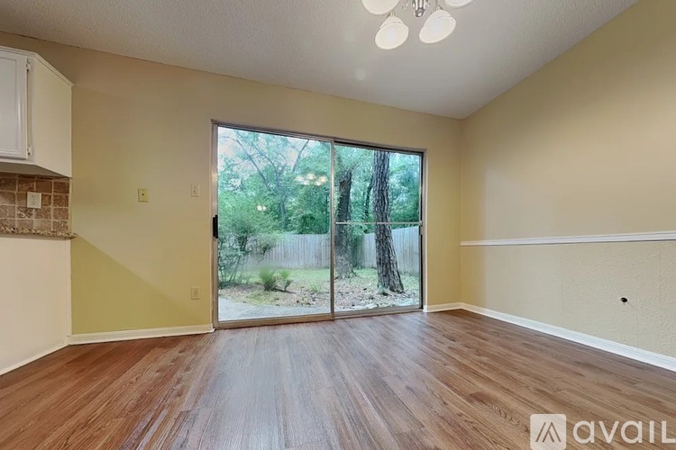961 Lindbergh Drive Northeast 3 Beds Single Family Home for Rent - Photo gallery 3