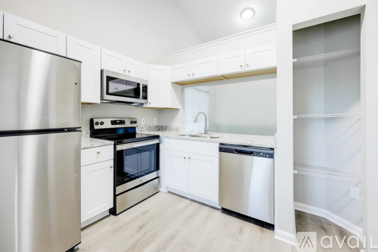 603 Brentmeadow Cir 2 Beds Single Family Home for Rent - Photo gallery 4