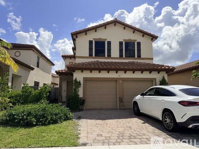 141 Northeast 24th Terrace 3 Beds Single Family Home for Rent - Photo gallery 5