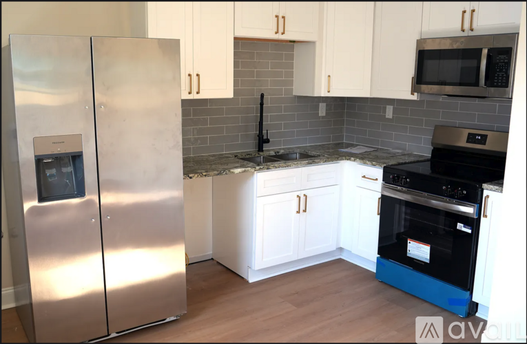 617 Transcontinental Dr 1 Single Family Home for Rent - Photo gallery 4