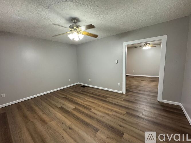 205 6th St NW 2 Beds Single Family Home for Rent - Photo gallery 3